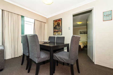 Subiaco Village 18 - Accommodation Ballina 4