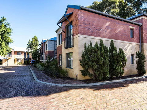 Subiaco Village 28 - Accommodation Ballina 24