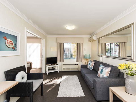 Subiaco Village 28 - Accommodation Ballina 1