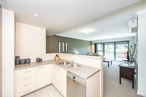 Subiaco Emporium Apartment - Accommodation Ballina 14