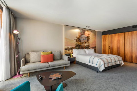MACq 01 Hotel - Accommodation Ballina 1