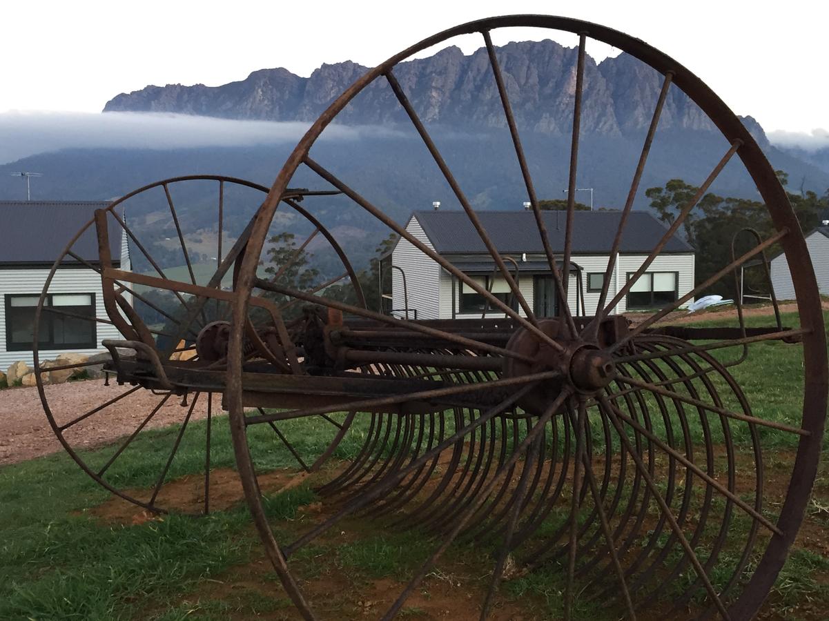 Lake Barrington TAS Accommodation Ballina