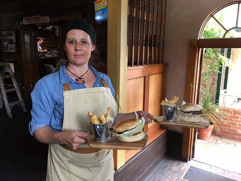 The Richmond Arms Hotel - Accommodation Ballina 15