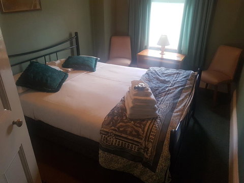 The Richmond Arms Hotel - Accommodation Ballina 9