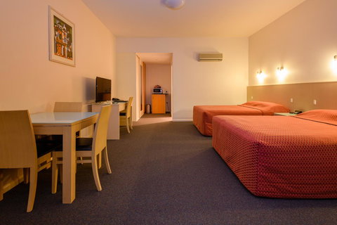 Mayfair Plaza Motel And Apartments - Accommodation Ballina 6