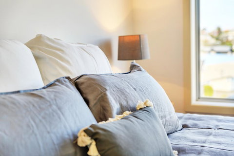 Bellerive Marina View Apartments NO 27 - Accommodation Ballina 6