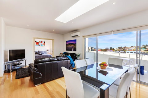 Bellerive Marina View Apartments NO 27 - Accommodation Ballina 2