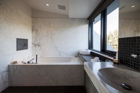 MONA Pavilions - Accommodation Ballina 14