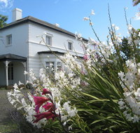 The Grove Cottages - Accommodation Ballina