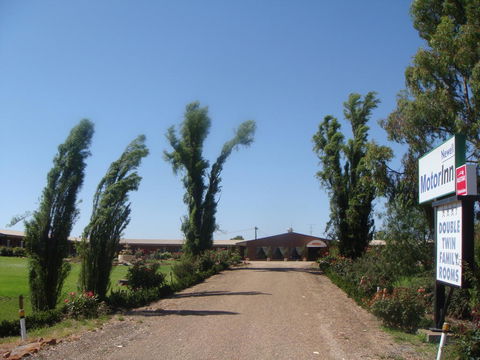 Newell Motor Inn Narrandera - Accommodation Ballina 2