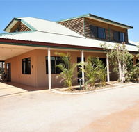 Ningaloo Breeze Villa 4 - 3 Bedroom Fully Self-Contained Holiday Accommodation - Accommodation Ballina