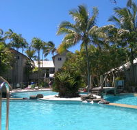 Noosaville Resort Living on Noosa River Gympie Terrace - Accommodation Ballina