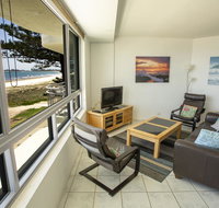 Oceanside Resort - Absolute Beachfront Apartments - Accommodation Ballina