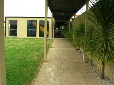 Overlander Hotel Motel - Accommodation Ballina 2
