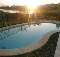 Palm Lakeside Holiday Home - Bowen Whitsundays Queensland - Accommodation Ballina