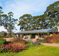 Paul Bangay The Farmhouse - Accommodation Ballina