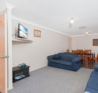 Peaceful Quiet and so close to the beach - Accommodation Ballina