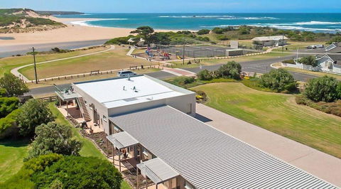 Peterborough House Motel - Accommodation Ballina 0