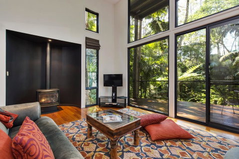 Pethers Rainforest Retreat - Accommodation Ballina 0