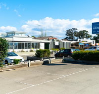 Plumpton hotel - Accommodation Ballina