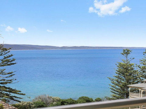 POINT GREY APARTMENT ONE - VIEWPOINT - Accommodation Ballina 0