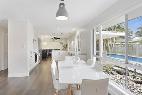 Poolside Noosa Oasis - Pet Friendly - Accommodation Ballina 1