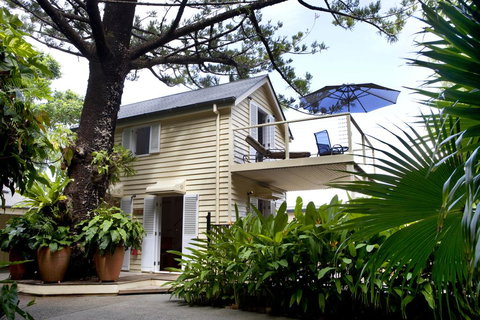 Port Douglas Cottage & Lodge - Accommodation Ballina 0
