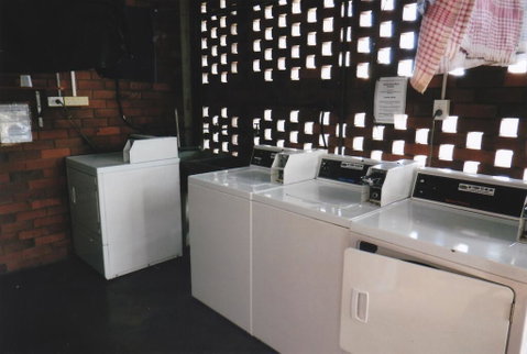 PRECINCT HOTEL GLADSTONE - Accommodation Ballina 1