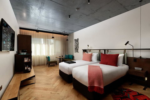 QT Melbourne - Accommodation Ballina 3