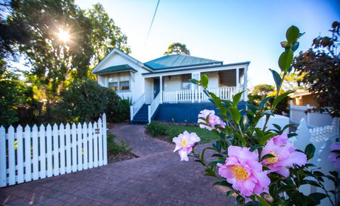 Queen Bee Cottage, Milton - Accommodation Ballina 0