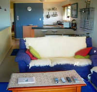 Rainbow Breezes 4 - Rainbow Beach Townhouse with breath-taking ocean views to Fraser Island - Accommodation Ballina