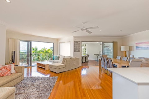 Rainbow Towers 2 - Rainbow Beach, High On The Hill, Panoramic Views, Wi-Fi - Accommodation Ballina 3