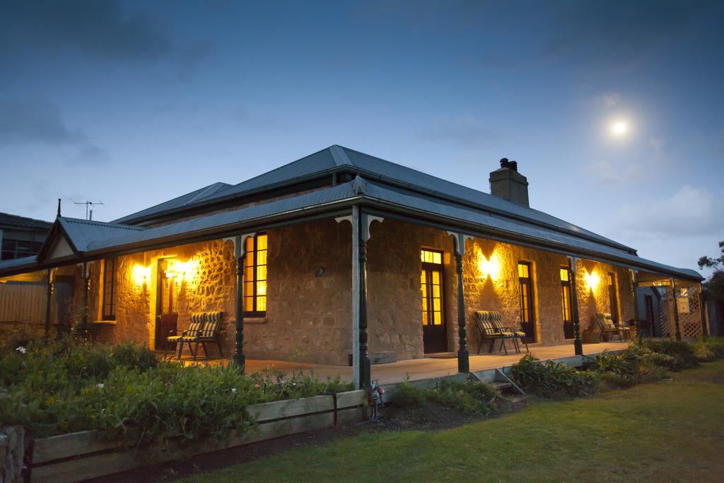 Robe SA Accommodation Ballina