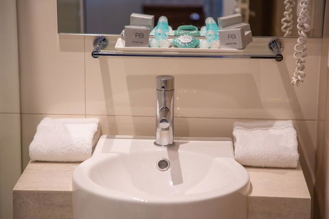 Royal Hotel Randwick - Accommodation Ballina 1