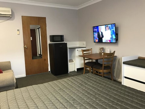 Roydons Motor Inn - Accommodation Ballina 0