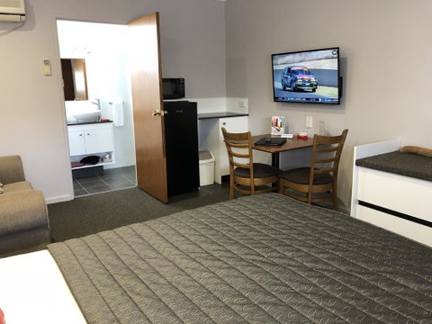 Roydons Motor Inn - Accommodation Ballina 1