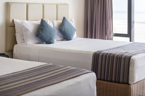 Rydges Esplanade Resort Cairns - Accommodation Ballina 3