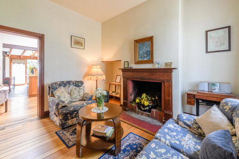 Sargeants & Armoury Cottages 1823 - Accommodation Ballina 2