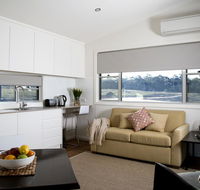 Savannah Cabins Taronga Western Plains Zoo - Accommodation Ballina