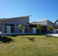 Seadaze 1 - Rainbow Beach Gorgeous unit close to the beach Aircon Pool - Accommodation Ballina