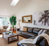 Seagrass House - Modern North Avoca Oasis - Accommodation Ballina