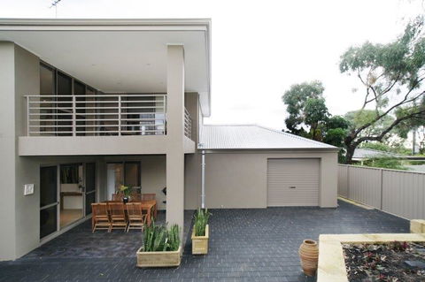 Seal 4 Bedroom House By Shoalwater Executive Homes - Accommodation Ballina 1