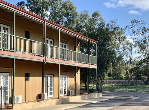 Settlers Hotel York - Accommodation Ballina 3