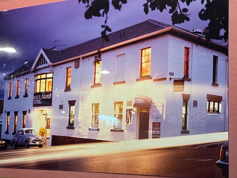 Shipwrights Arms - Accommodation Ballina 0