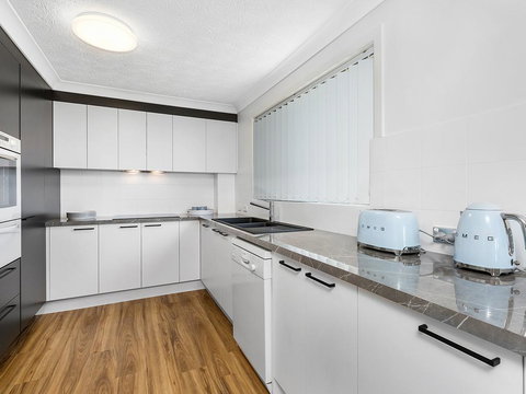 Shoreline Six With Ocean Views To See The Whales - Accommodation Ballina 2