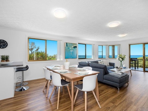 Shoreline Six With Ocean Views To See The Whales - Accommodation Ballina 3