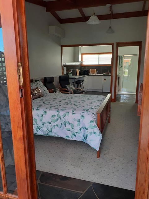 Sleepy Hollow Hideout (Hidout 2) - Accommodation Ballina 3