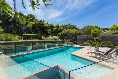Sophisticated Contemporary Coastal Living With Sweeping Views In Cape Schanck - Accommodation Ballina 0