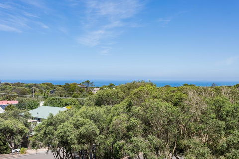 Sophisticated Contemporary Coastal Living With Sweeping Views In Cape Schanck - Accommodation Ballina 1