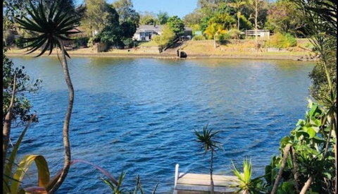 Spacious 2 Bedroom Beach Side Apartment - Close To Shopping Centre With Coles, Health Food Shop, Sushi, Pizza, Cafes, Hairdresse - Accommodation Ballina 0